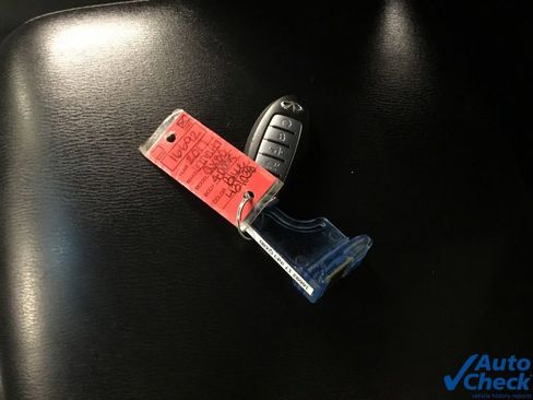 Used 2017 INFINITI QX80 4WD w/ Deluxe Technology Package image 57