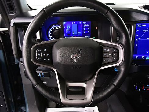 Used 2022 Ford Bronco Outer Banks AWD/4WD image 19