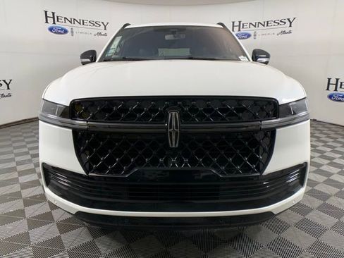 New 2025 Lincoln Navigator L Reserve w/ Jet Appearance Package image 11