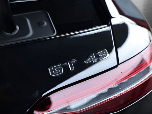 Used 2022 Mercedes-Benz AMG GT 43 image 26