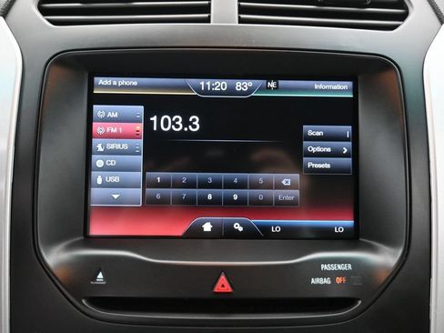 Used 2015 Ford Explorer XLT w/ Equipment Group 202B AWD/4WD image 14