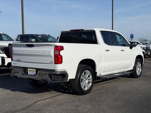 Used 2024 Chevrolet Silverado 1500 LTZ image 3