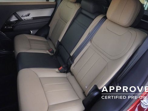 Used 2025 Land Rover Range Rover Sport Dynamic SE image 30