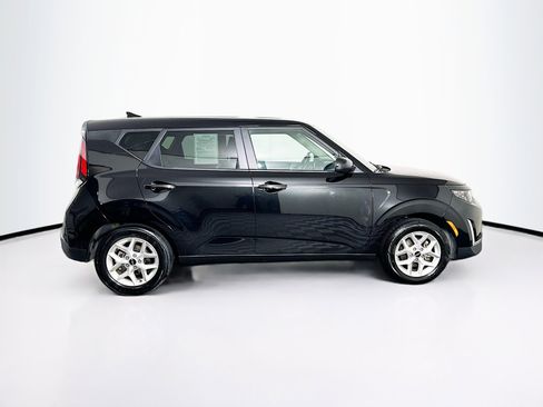 Used 2025 Kia Soul LX w/ LX Technology Package image 10