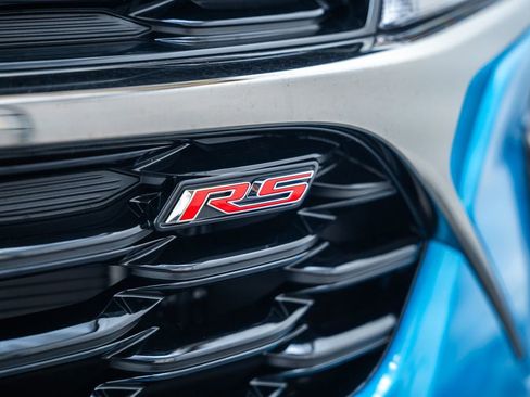 New 2026 Chevrolet Trax RS w/ Sunroof Package FWD image 13