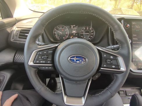 Used 2026 Subaru Ascent Premium image 11