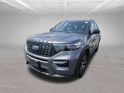 Used 2023 Ford Explorer ST-Line AWD/4WD image 12