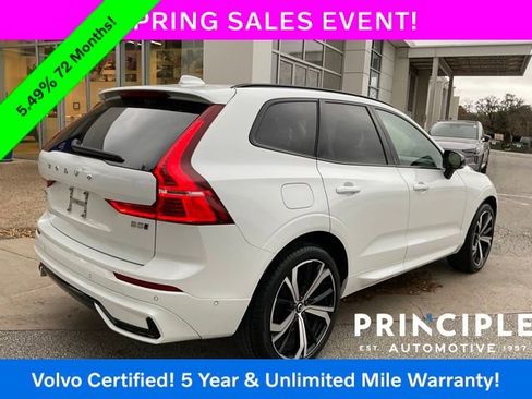 Certified 2024 Volvo XC60 B5 Ultimate w/ Climate Package image 11