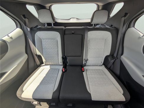 Used 2023 Chevrolet Equinox LT FWD image 10