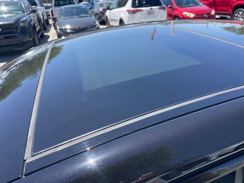 Used 2022 Toyota Camry XSE w/ Navigation Package image 5