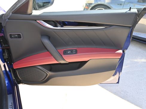 Certified 2022 Maserati Ghibli Modena Q4 image 55