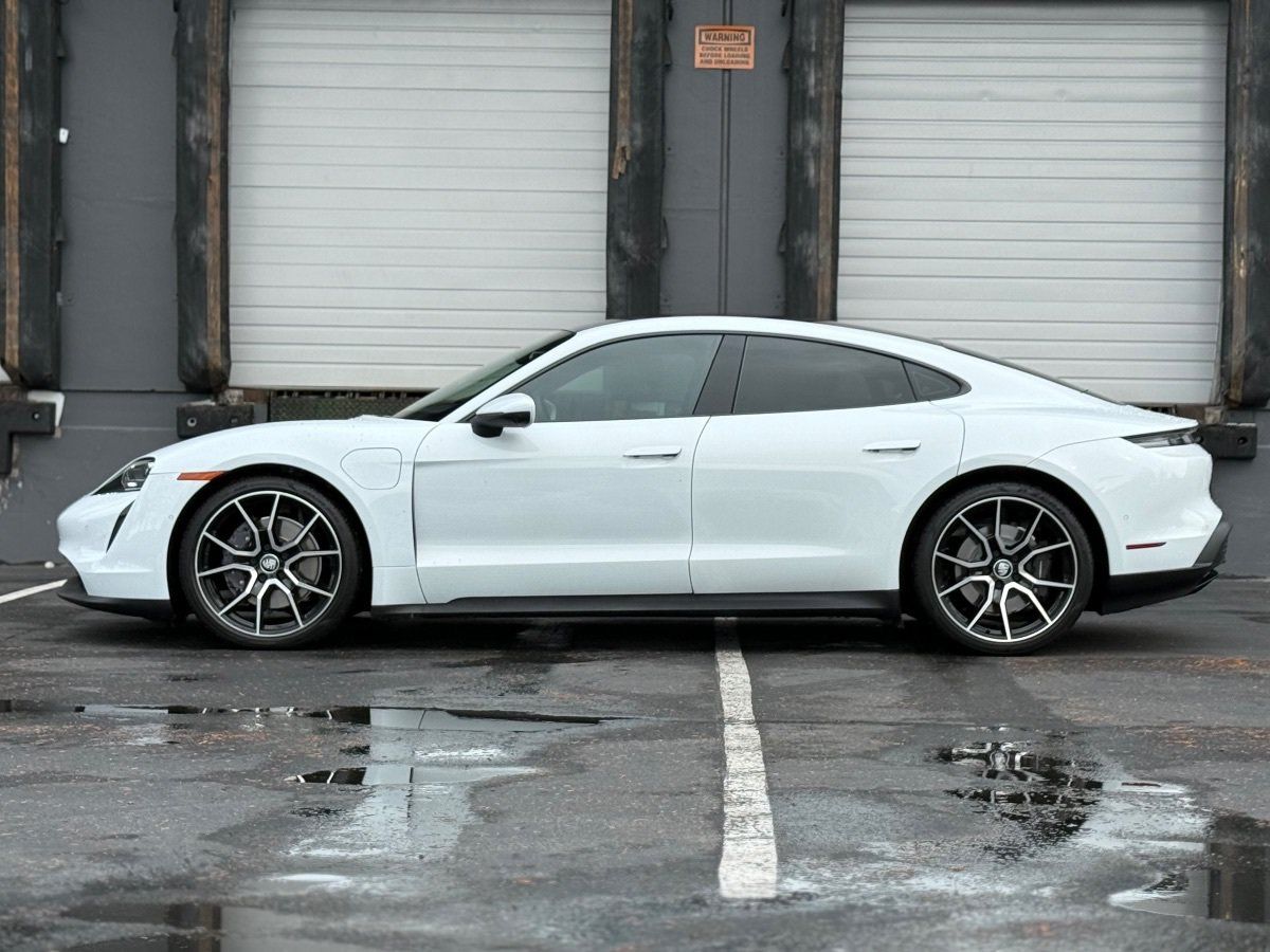 Used 2023 Porsche Taycan RWD image 6