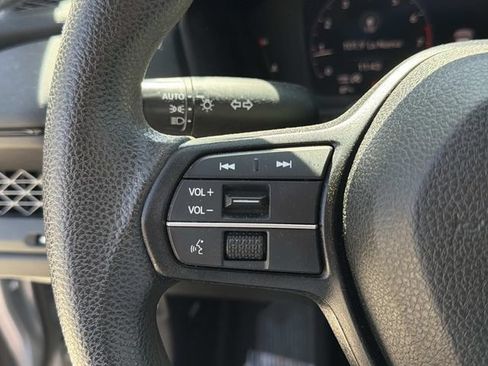 Used 2023 Honda Accord LX image 17