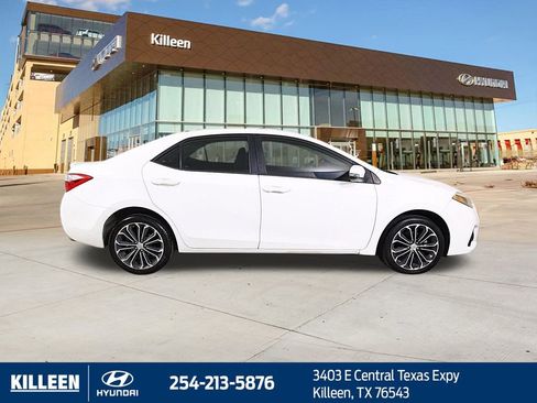 Used 2014 Toyota Corolla S image 5