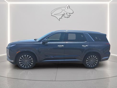 Used 2024 Hyundai Palisade Calligraphy AWD/4WD image 2
