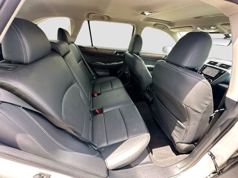 Used 2019 Subaru Outback 2.5i Limited w/ Popular Package #2 AWD/4WD image 27
