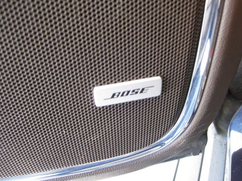 Used 2018 GMC Yukon Denali w/ Denali Ultimate Package image 12