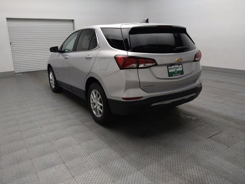 Used 2022 Chevrolet Equinox LT w/ Driver Convenience Package FWD image 5
