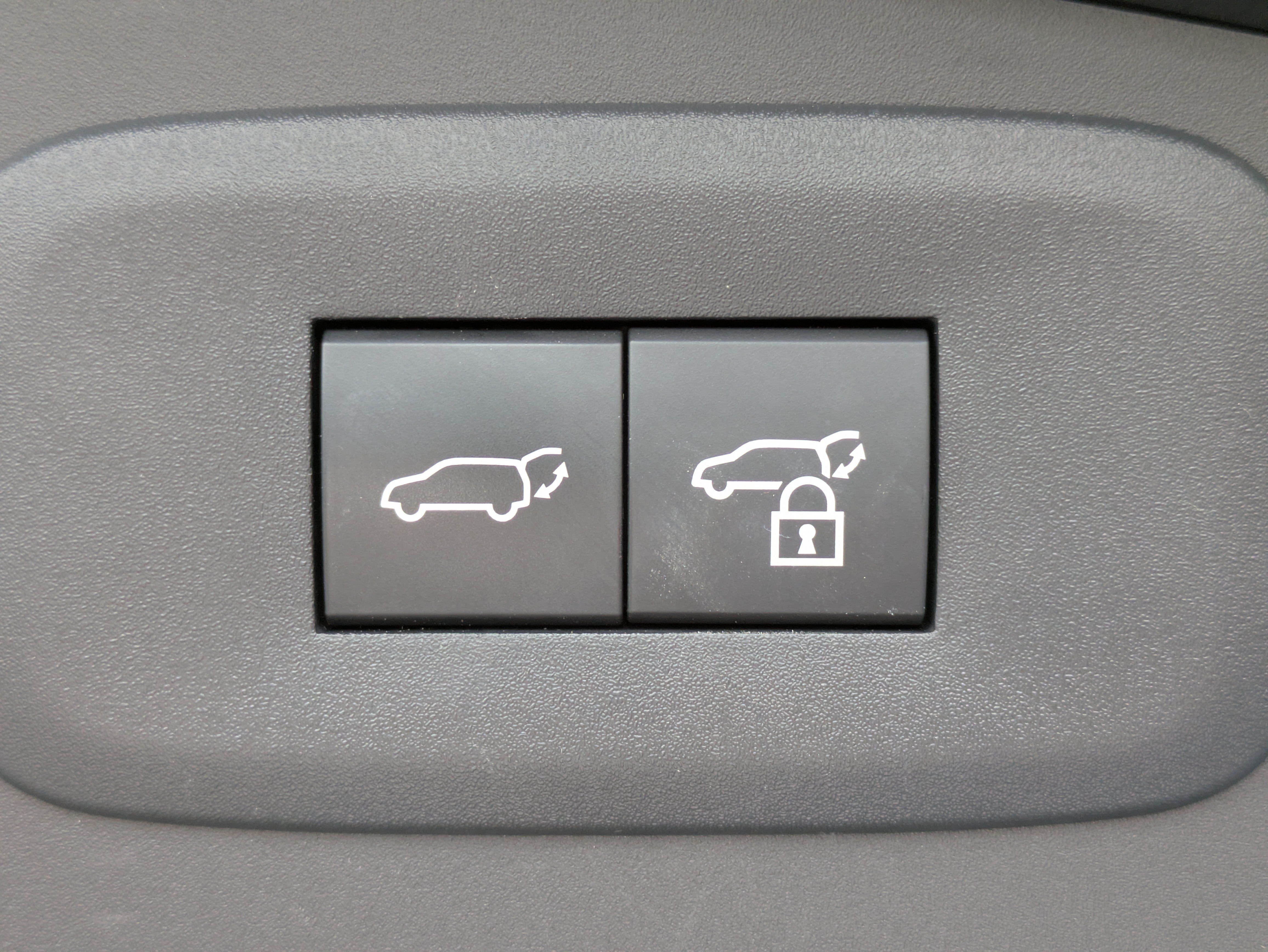 Used 2024 Lexus RZ 300e Premium w/ Accessory Package (Z1) FWD image 11