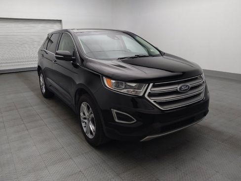 Used 2018 Ford Edge Titanium w/ Ford Safe & Smart Package FWD image 13