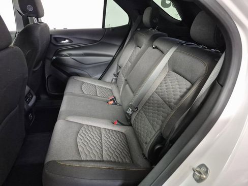 Used 2019 Chevrolet Equinox LT w/ Sun & Navigation Package image 22