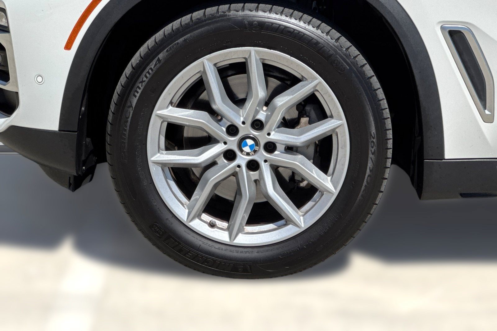 Used 2021 BMW X5 xDrive40i w/ Convenience Package AWD/4WD image 12