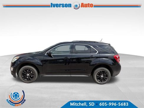 Used 2017 Chevrolet Equinox LT w/ Convenience Package AWD/4WD image 1