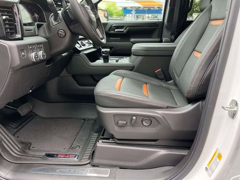 New 2026 GMC Sierra 1500 AT4 w/ AT4 Premium Package AWD/4WD image 22