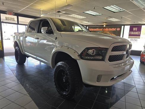 Used 2014 RAM 1500 Sport w/ Remote Start & Security Group AWD/4WD image 3