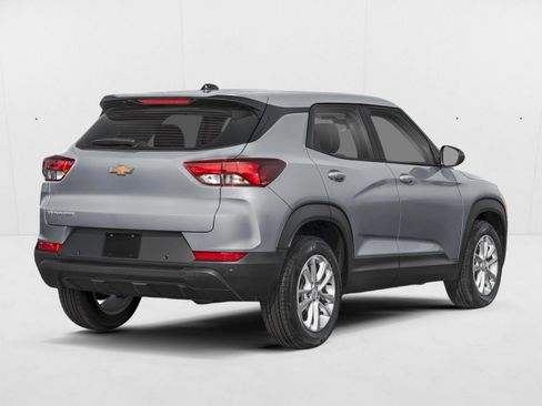 New 2026 Chevrolet TrailBlazer LT FWD image 2