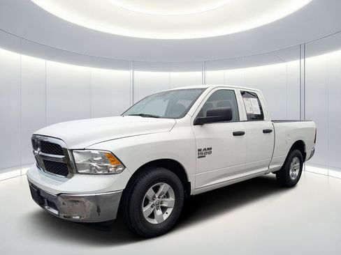 Used 2024 RAM 1500 Classic SLT image 8