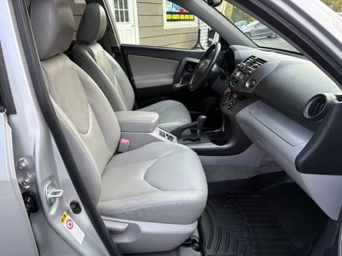 Used 2010 Toyota RAV4 Limited AWD/4WD image 29