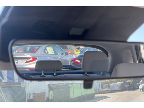 Used 2022 Hyundai Kona SE image 24