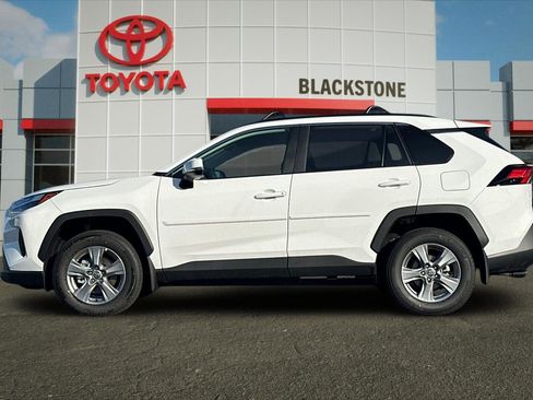 Certified 2025 Toyota RAV4 XLE image 6