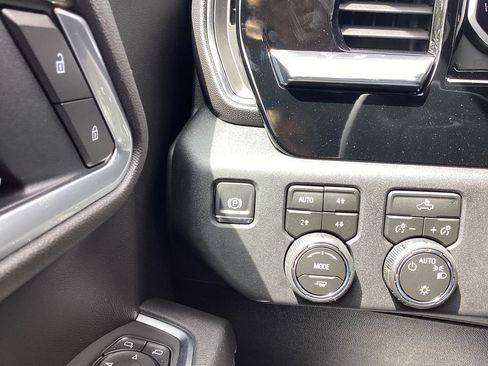 New 2026 Chevrolet Silverado 1500 LT AWD/4WD image 29