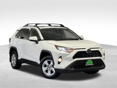 Certified 2019 Toyota RAV4 XLE w/ Carpet Mat Package image 7