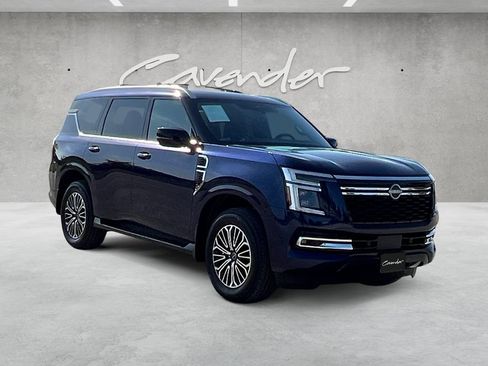 Certified 2026 Nissan Armada Platinum RWD image 2