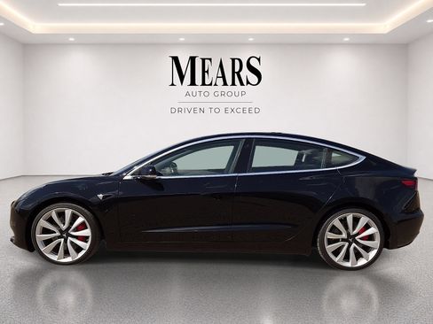 Used 2018 Tesla Model 3 Performance AWD/4WD image 2