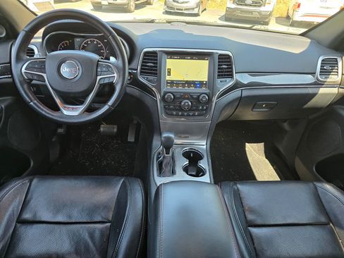 Used 2018 Jeep Grand Cherokee Trailhawk w/ Trailhawk Luxury Group AWD/4WD image 4
