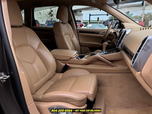 Used 2014 Porsche Cayenne S AWD/4WD image 26