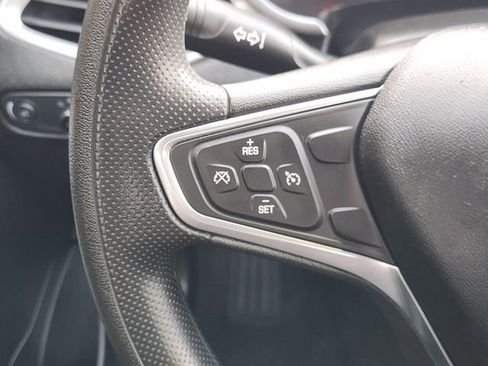 Used 2022 Chevrolet Malibu LT image 24