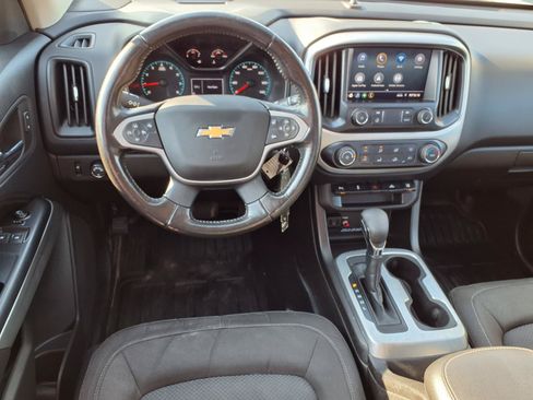 Used 2022 Chevrolet Colorado LT w/ Fleet Safety Package RWD image 6