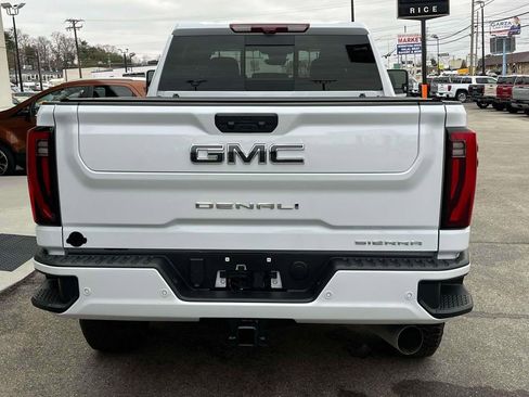 Certified 2026 GMC Sierra 2500 Denali Ultimate w/ Max Trailering Package image 4