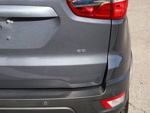 Used 2021 Ford EcoSport SE w/ SE Convenience Package image 19