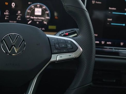 New 2026 Volkswagen Tiguan SEL R-Line image 8