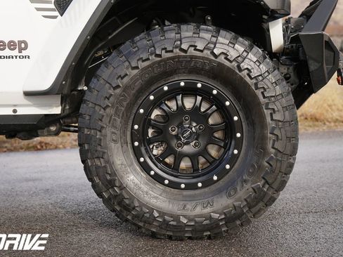 Used 2022 Jeep Gladiator Rubicon w/ Trailer Tow Package image 14