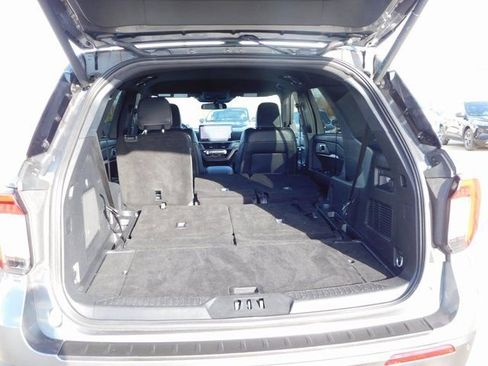 Used 2025 Ford Explorer ST-Line w/ ST-Line Street Pack image 28