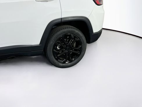 Used 2022 Jeep Compass Limited w/ Sun and Sound Group AWD/4WD image 29