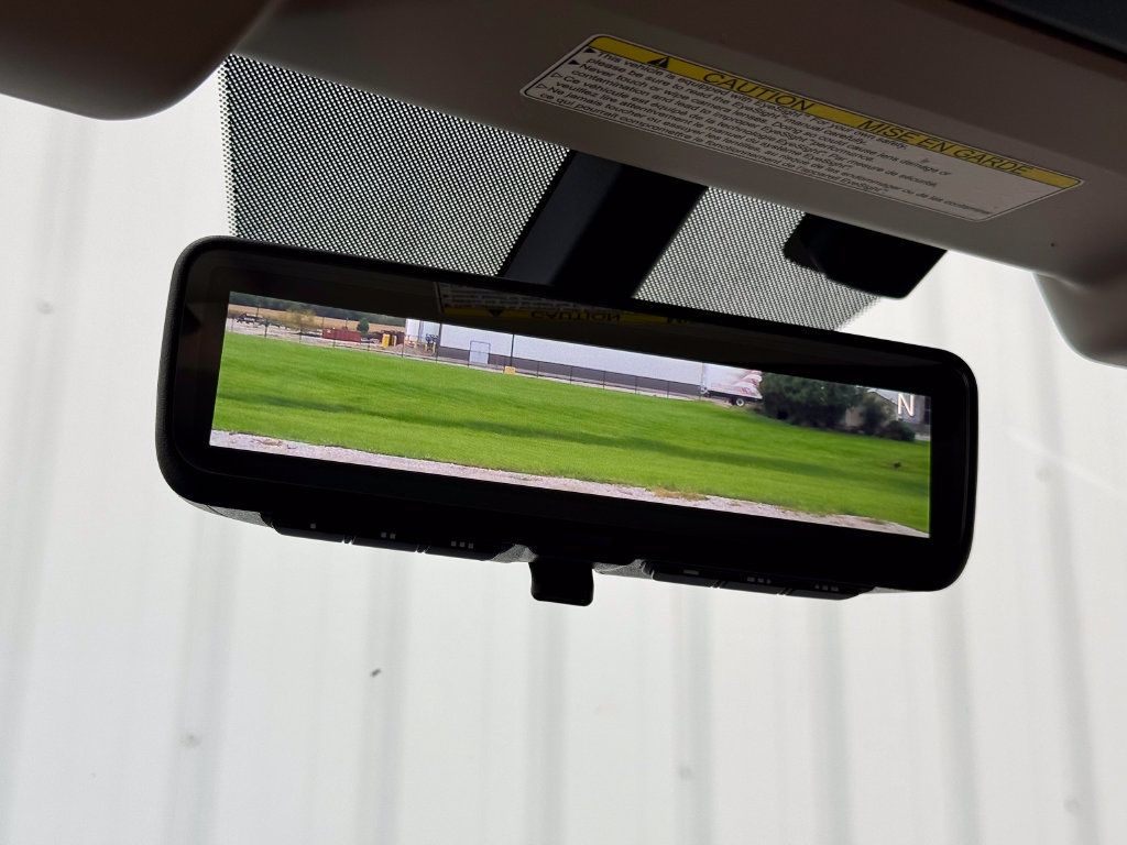 Used 2019 Subaru Ascent Touring AWD/4WD image 32