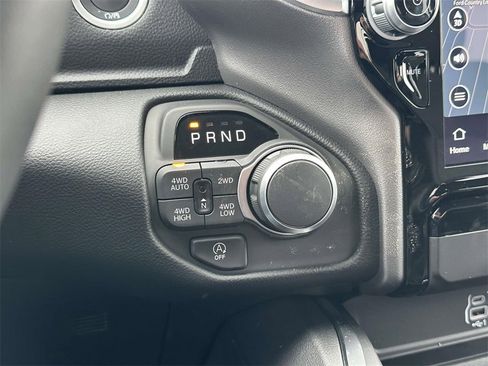 New 2026 RAM 1500 4x4 Crew Cab image 14